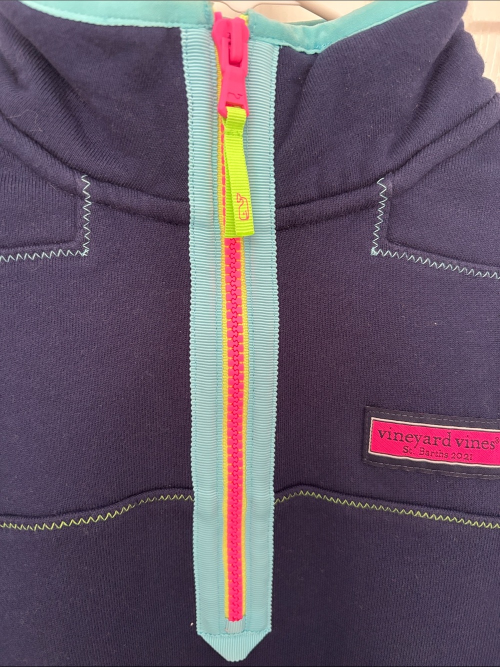 Vineyard Vines NWOT Navy Pullover with Aqua Trim and Neon Accents - Picture 2 of 4